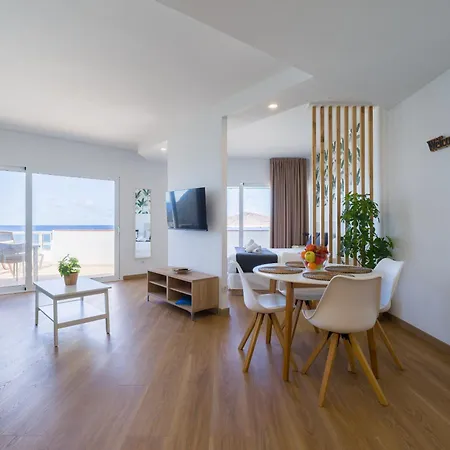 Golden Views By Canariasgetaway * لاس بالماس دي غران كاناريا